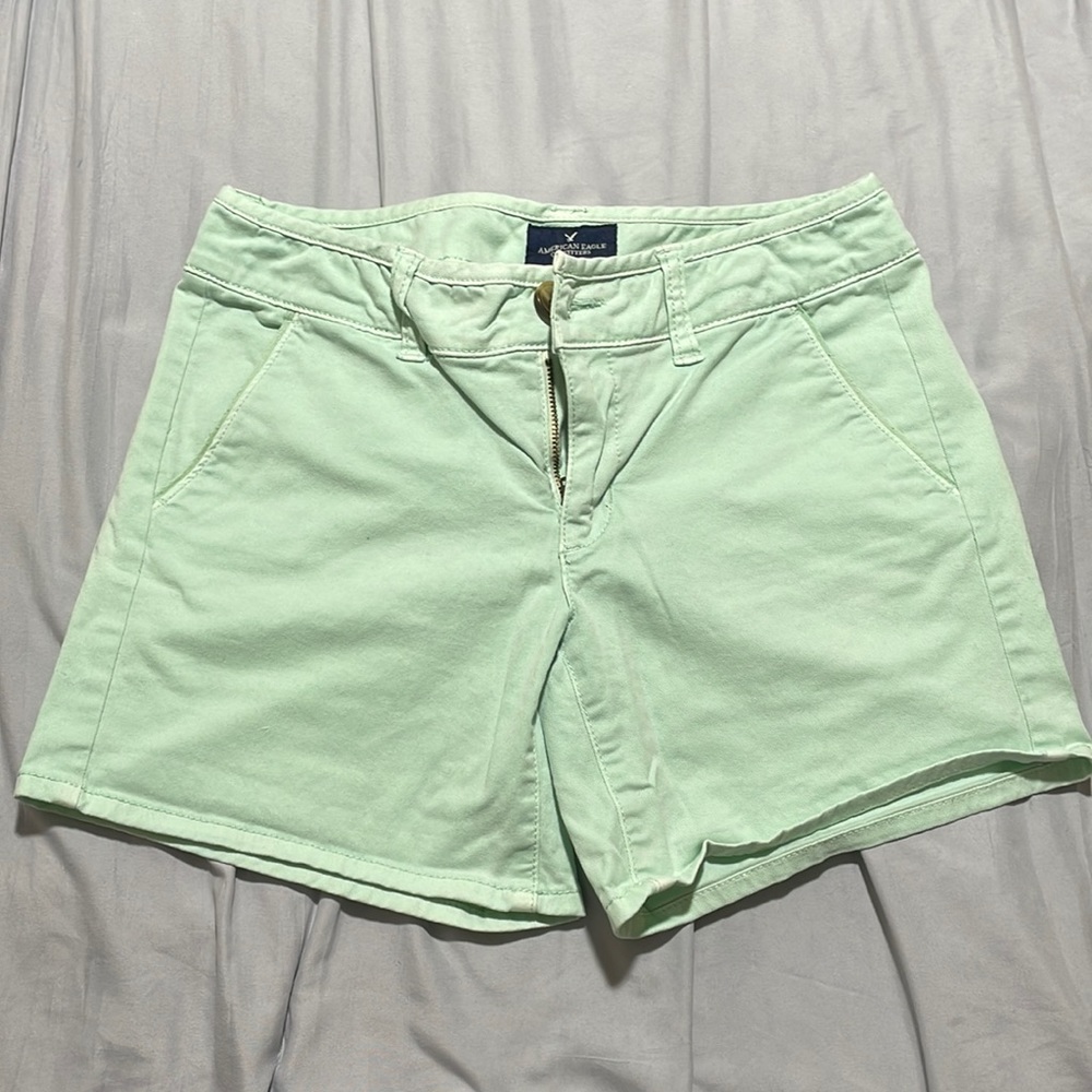 American eagle Bermuda shorts